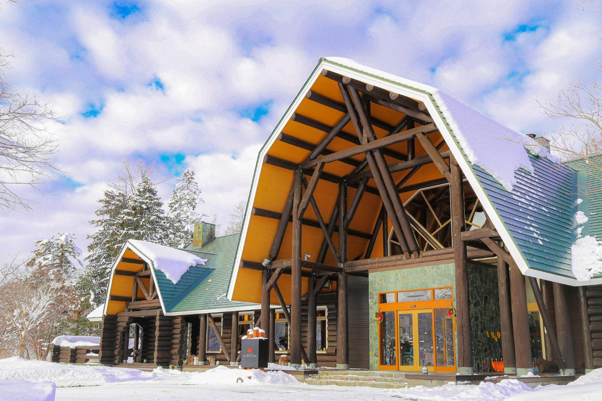 Log Hotel The Maple Lodge Iwamizawa Ngoại thất bức ảnh